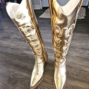 Leather Gold Cowgirl Boots size 8